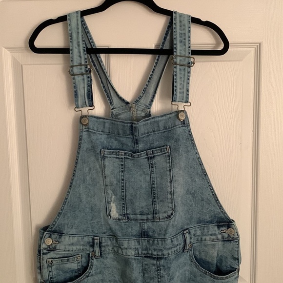 Maurices Denim Faded & Distressed Overalls Size 16R - Picture 2 of 12